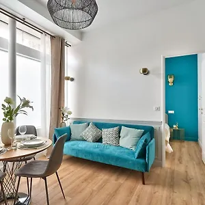 Apartment Newly Renovated ! Stunning 2br In The Heart Of 15, Paris