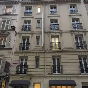 Otel Pax, Paris